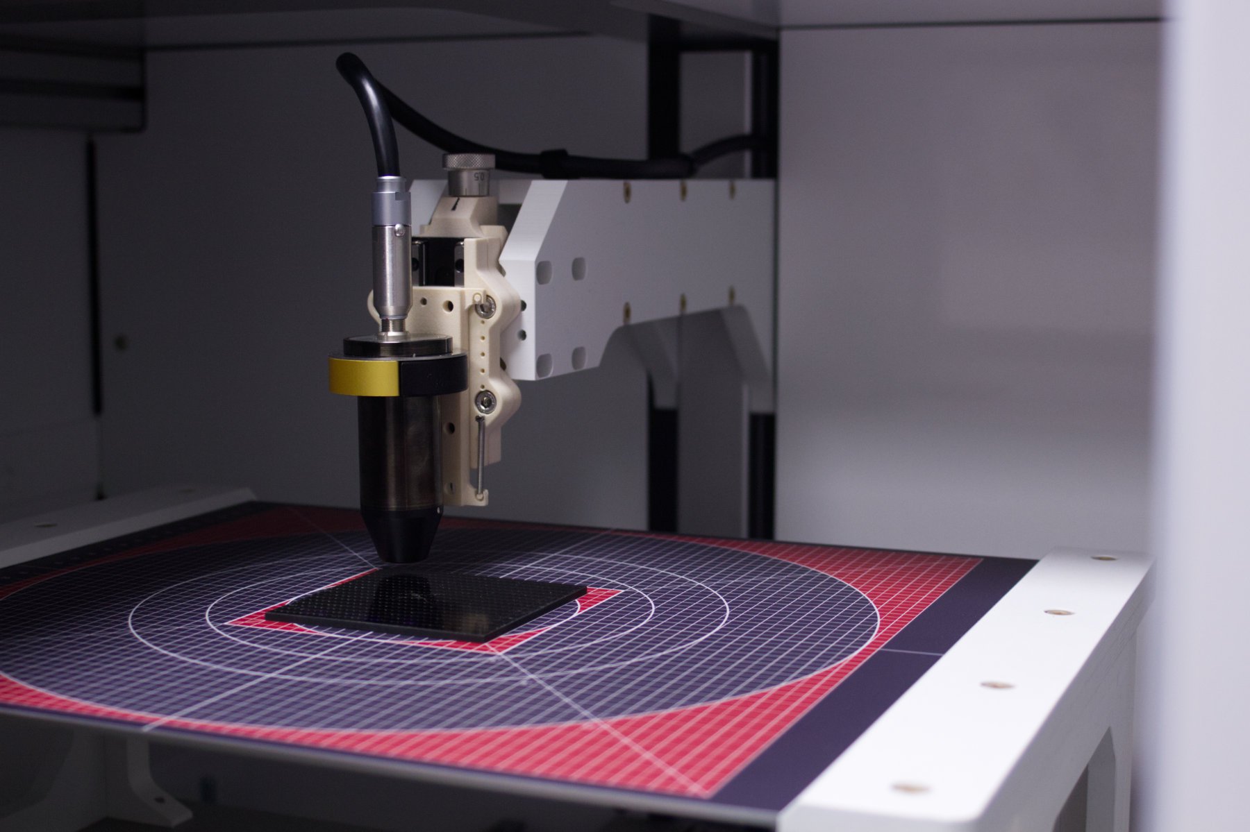 Web interface showing a wafer mapping with line profiles scanned by the EddyCus® ResMapper – fully automated wafer imaging system