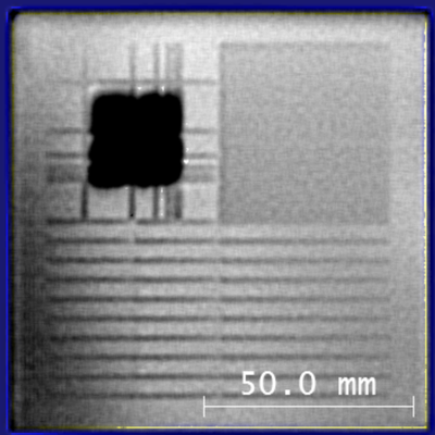 Wafer mit Dickenschwankungen und Rissen